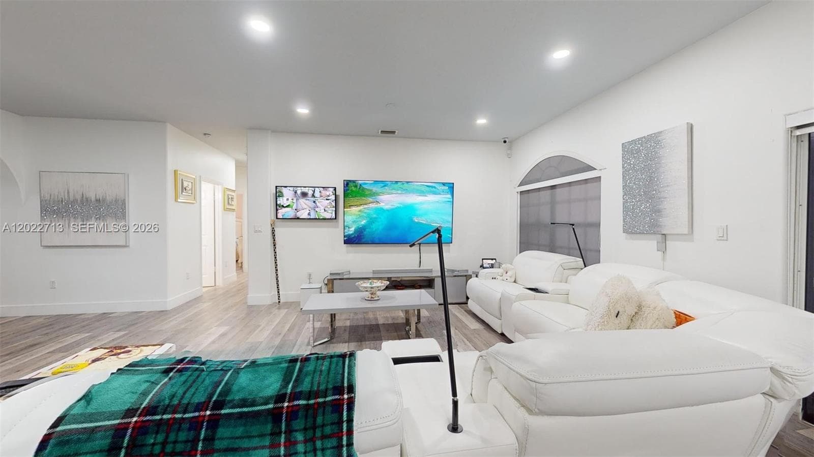 357 W 44th St, Hialeah FL 33012 — 18