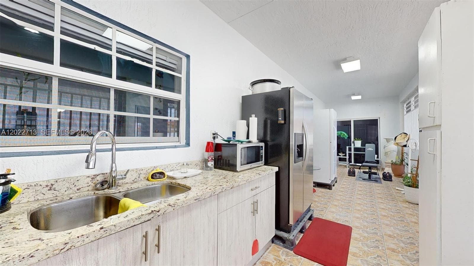 357 W 44th St, Hialeah FL 33012 — 58