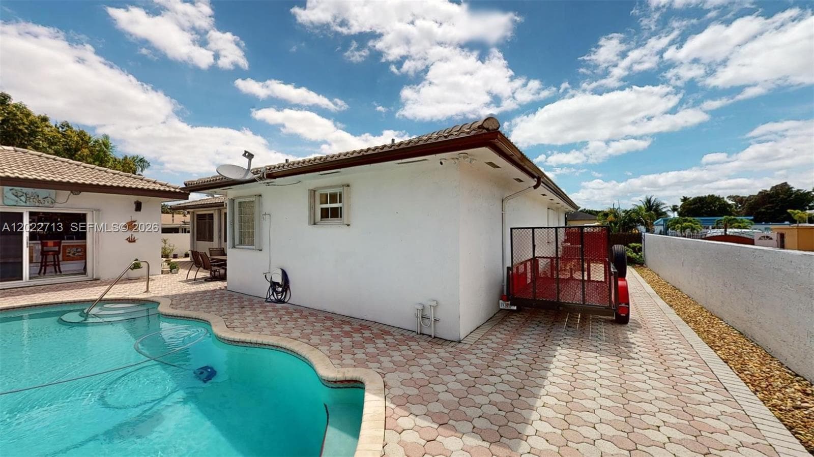 357 W 44th St, Hialeah FL 33012 — 68