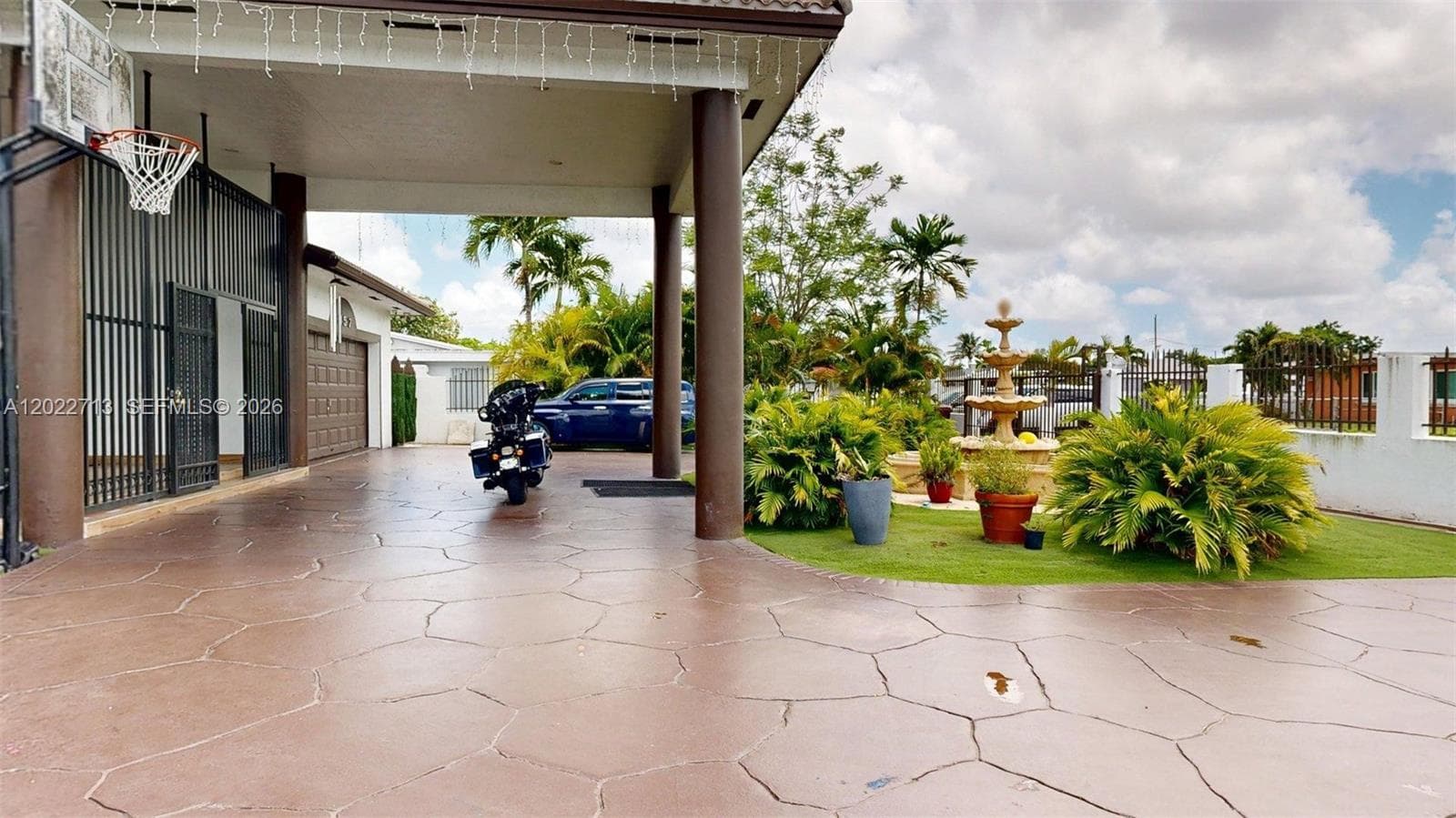 357 W 44th St, Hialeah FL 33012 — 4