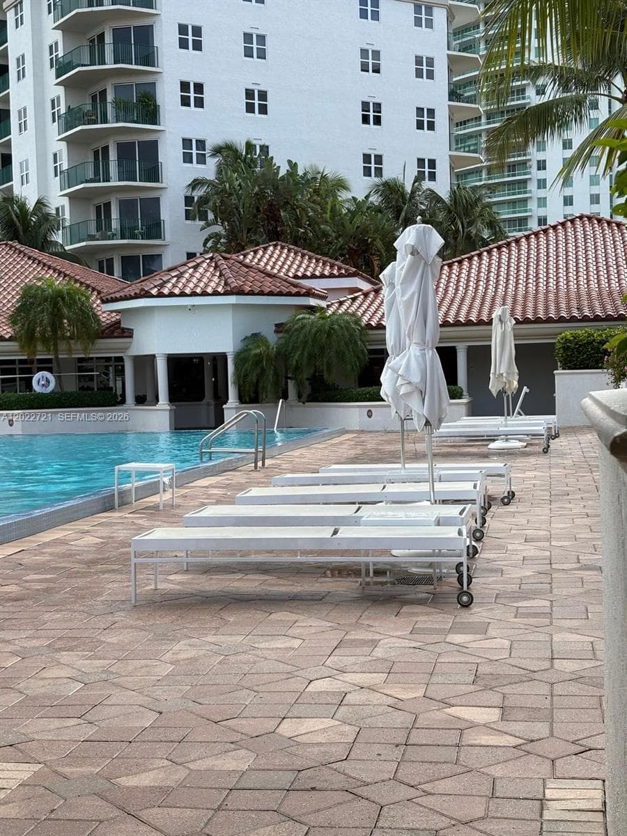 20000 E Country Club Dr # 601, Aventura FL 33180 — 24