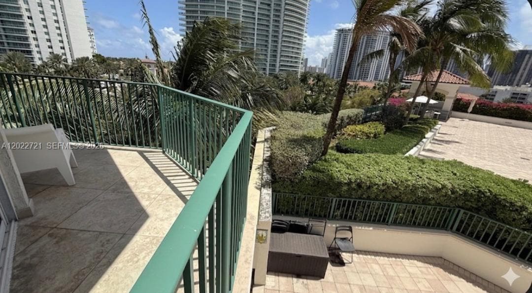 20000 E Country Club Dr # 601, Aventura FL 33180 — 10