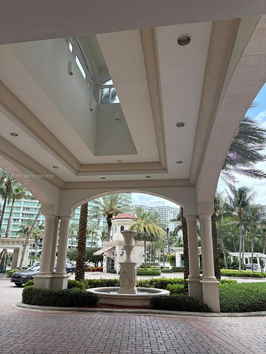 20000 E Country Club Dr # 601, Aventura FL 33180 — 14