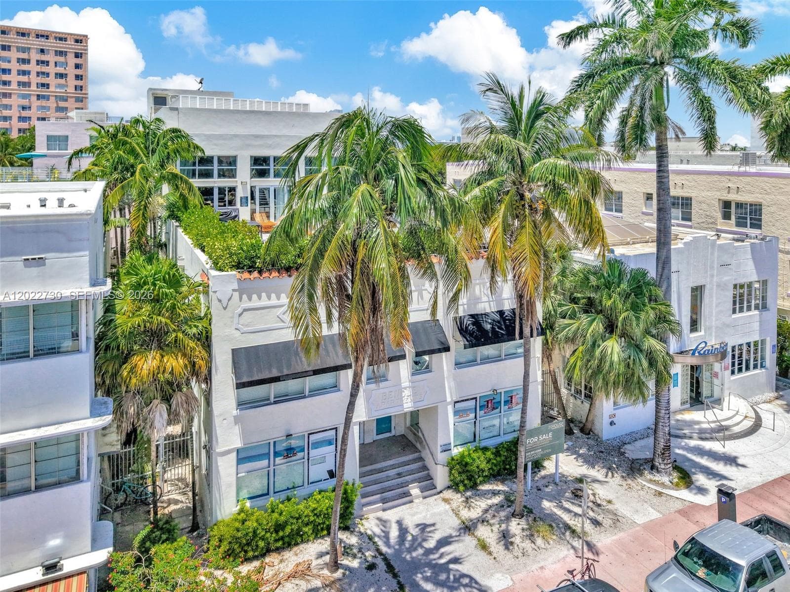 826 Collins Ave, Miami Beach FL 33139 — 1