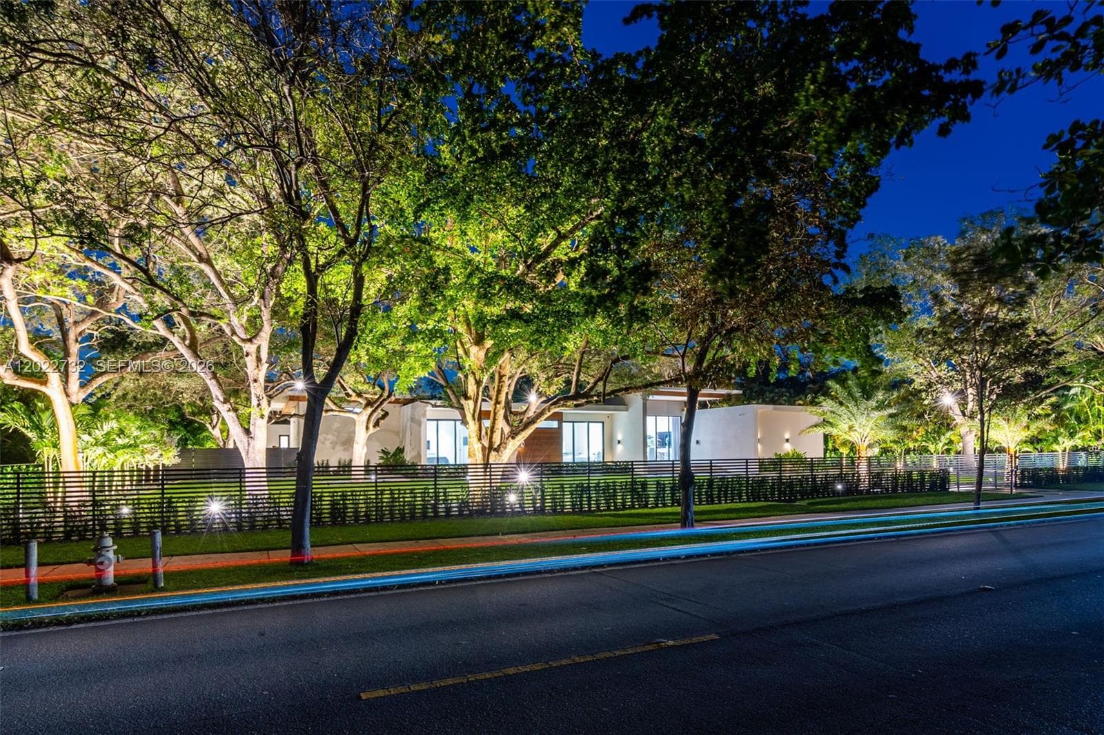 7825 SW 128th St, Pinecrest FL 33156 — 73