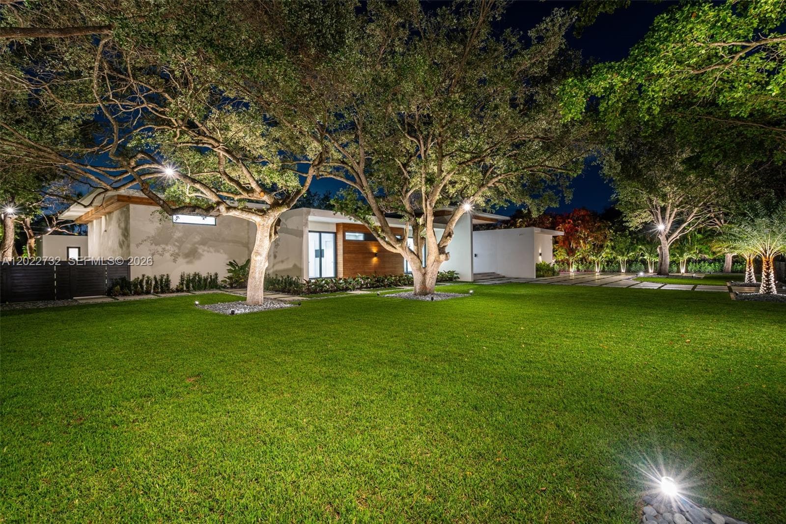 7825 SW 128th St, Pinecrest FL 33156 — 75