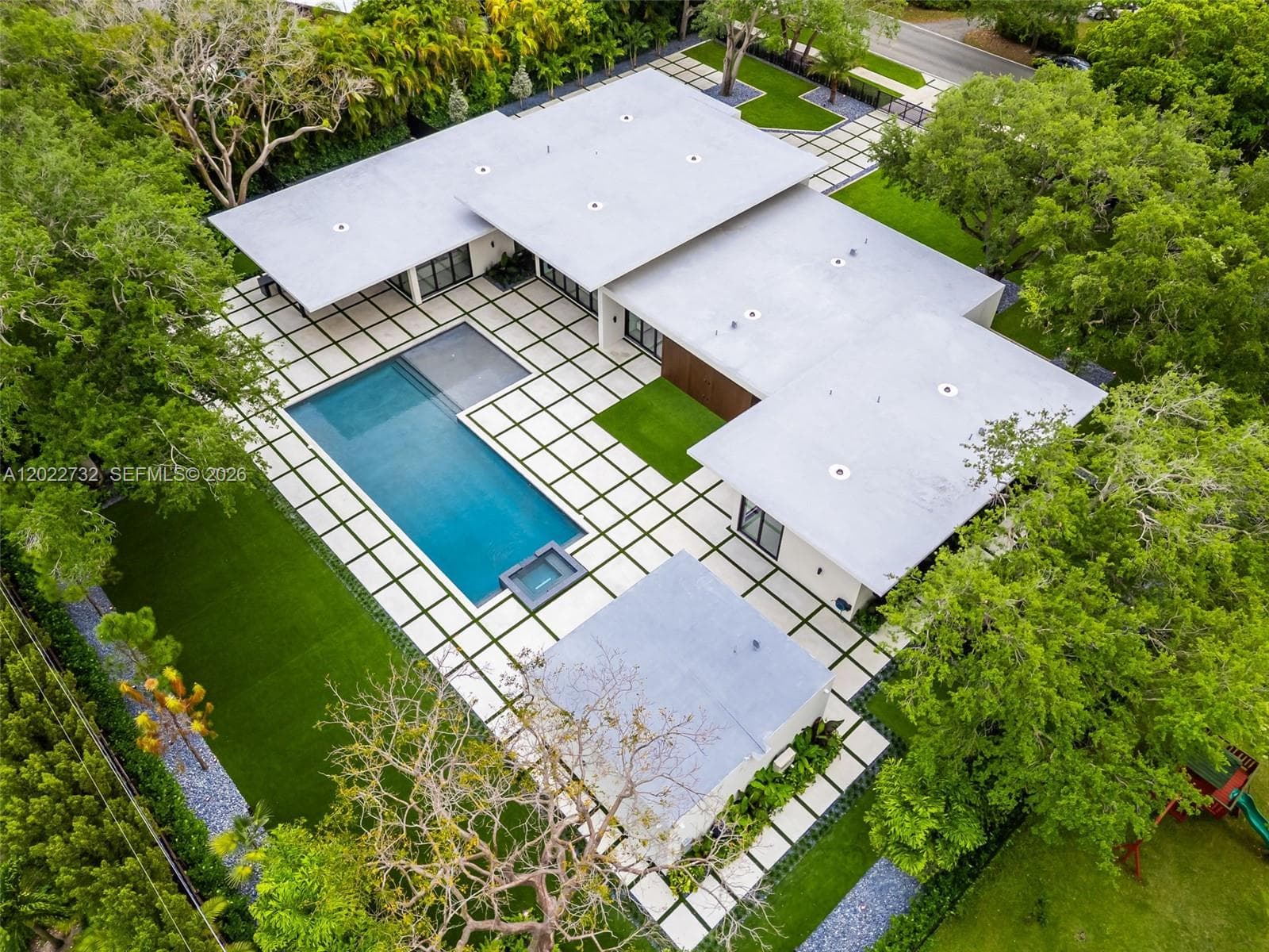 7825 SW 128th St, Pinecrest FL 33156 — 69