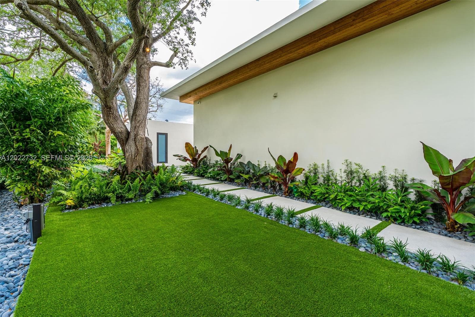 7825 SW 128th St, Pinecrest FL 33156 — 61