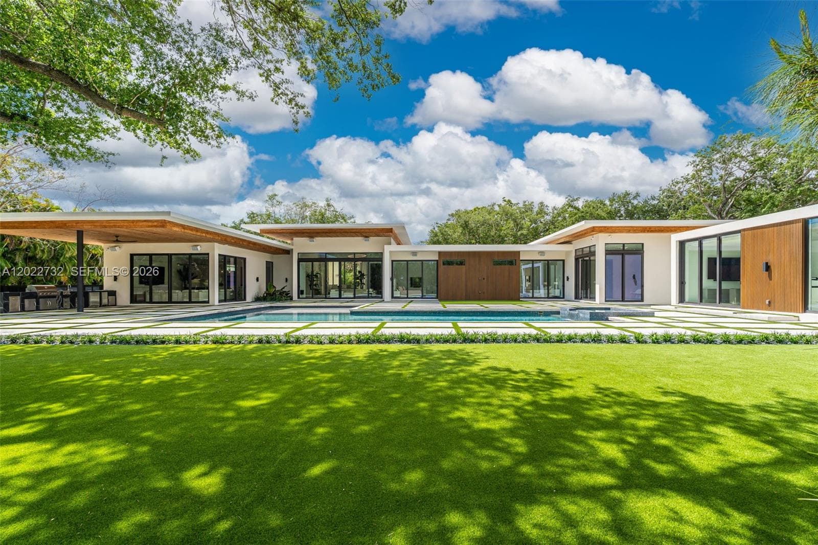 7825 SW 128th St, Pinecrest FL 33156 — 59