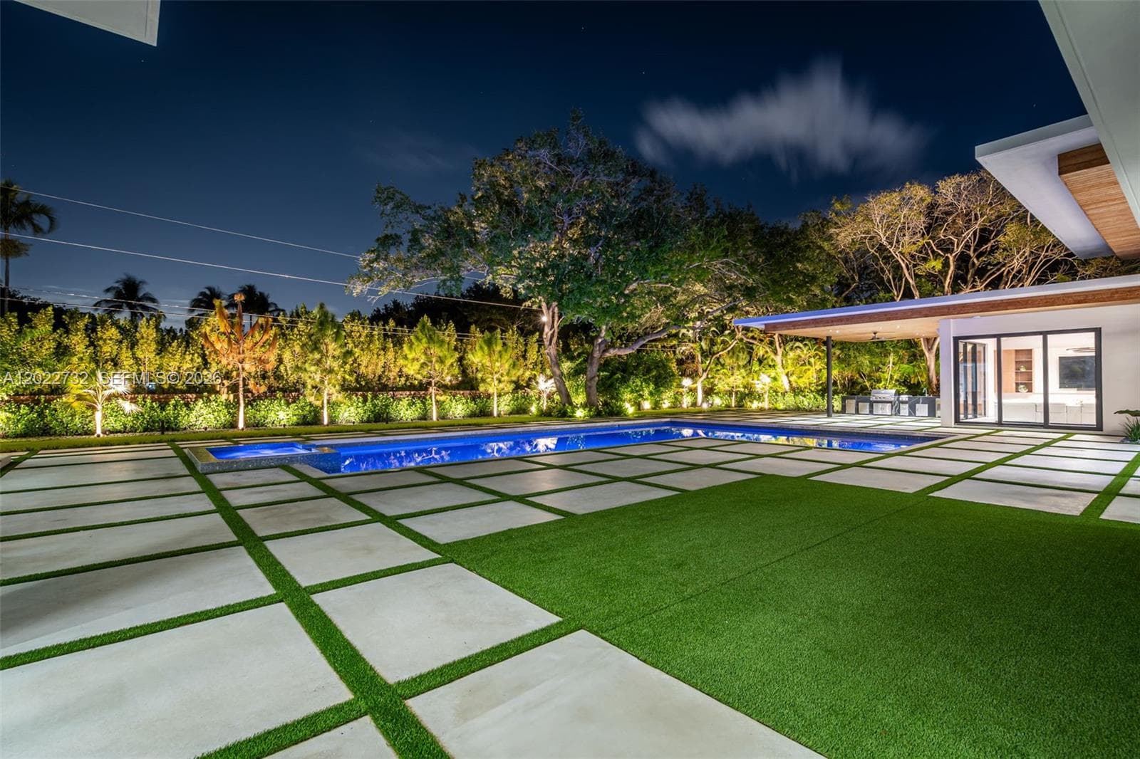 7825 SW 128th St, Pinecrest FL 33156 — 83