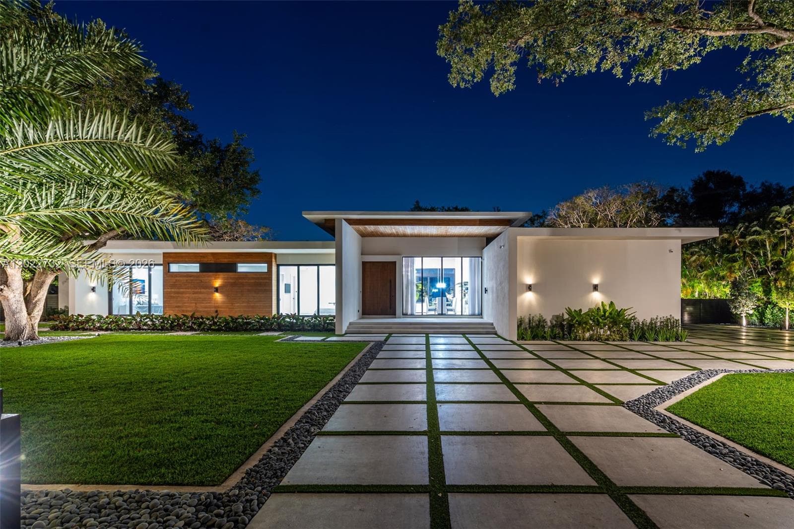 7825 SW 128th St, Pinecrest FL 33156 — 74