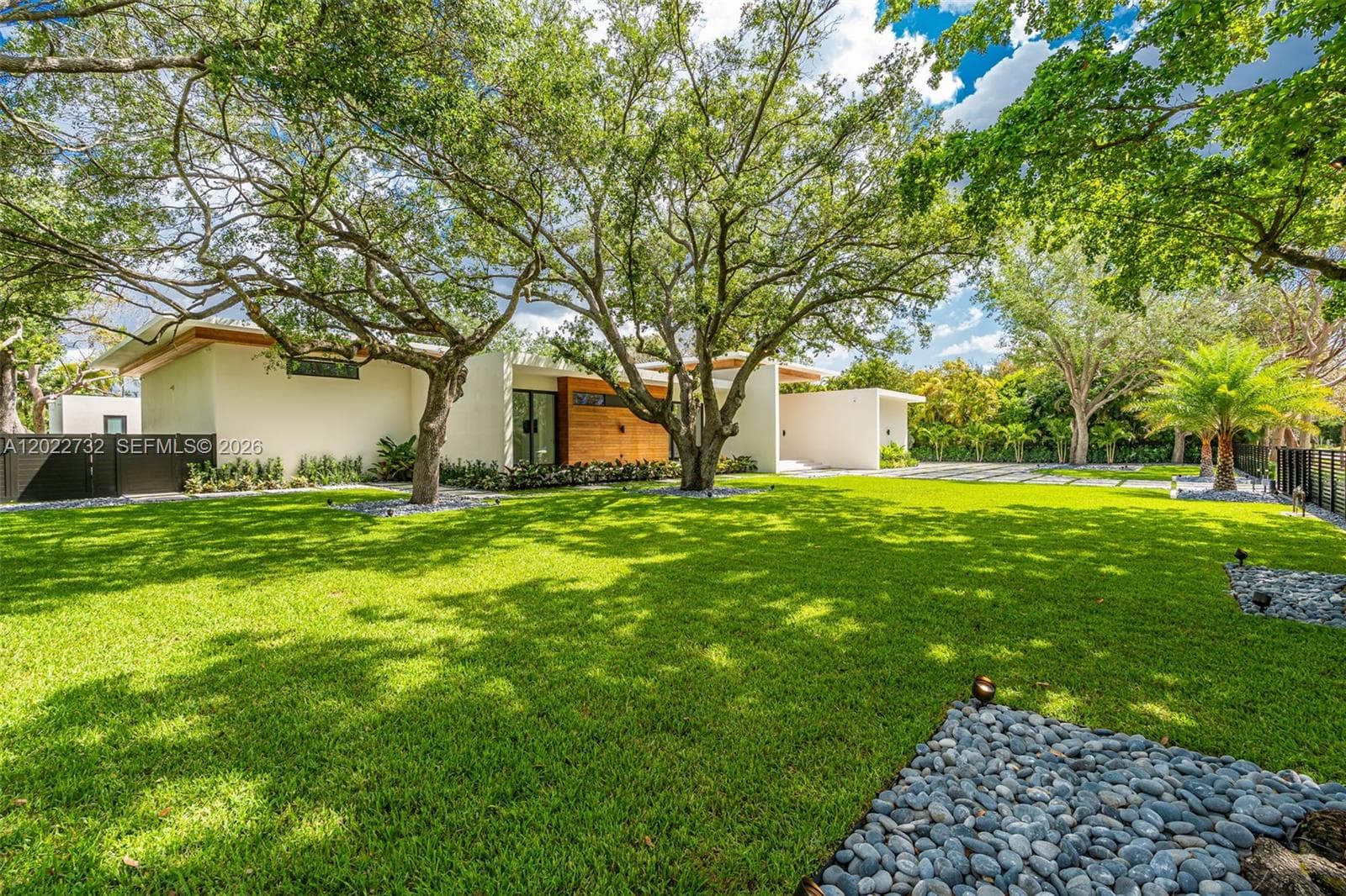 7825 SW 128th St, Pinecrest FL 33156 — 4