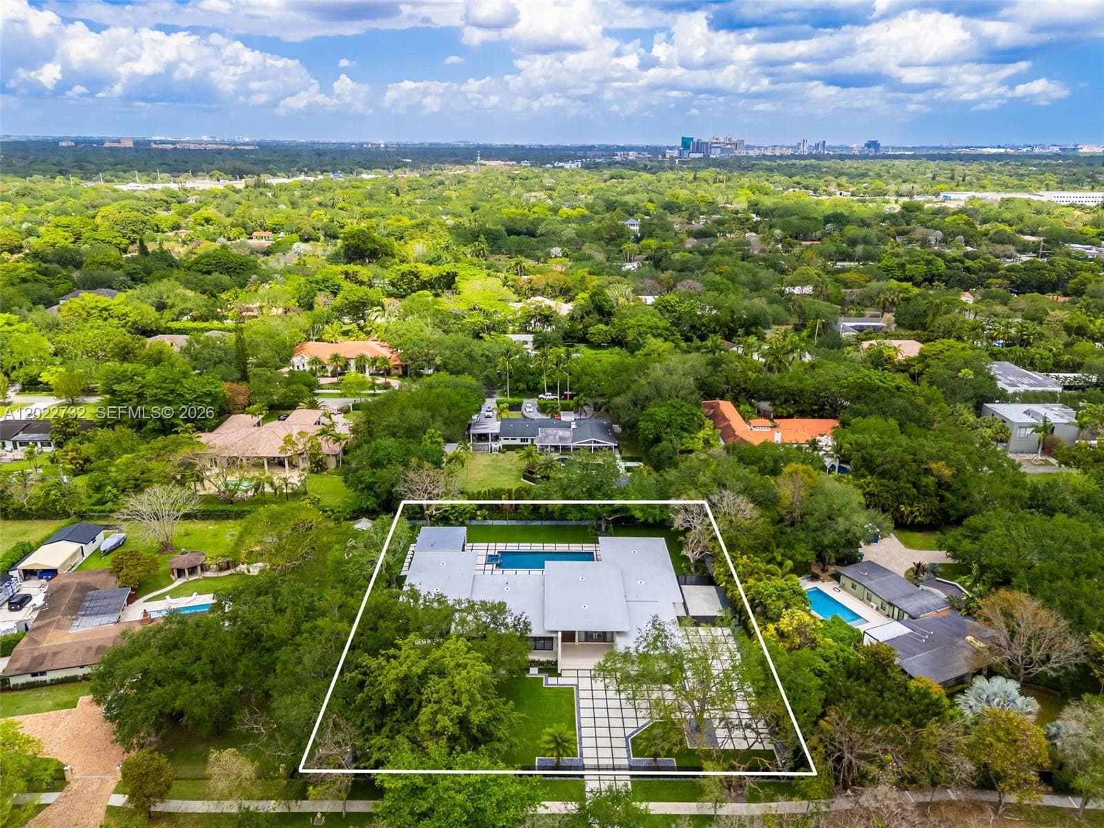 7825 SW 128th St, Pinecrest FL 33156 — 70
