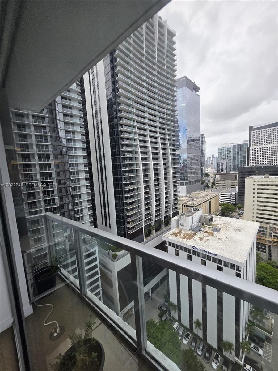 1060 Brickell Ave # 2201, Miami FL 33131 — 6