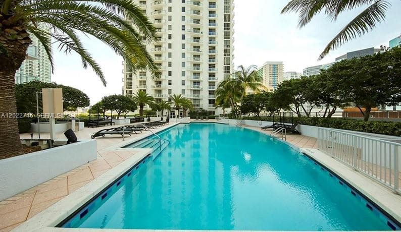 1060 Brickell Ave # 2201, Miami FL 33131 — 28