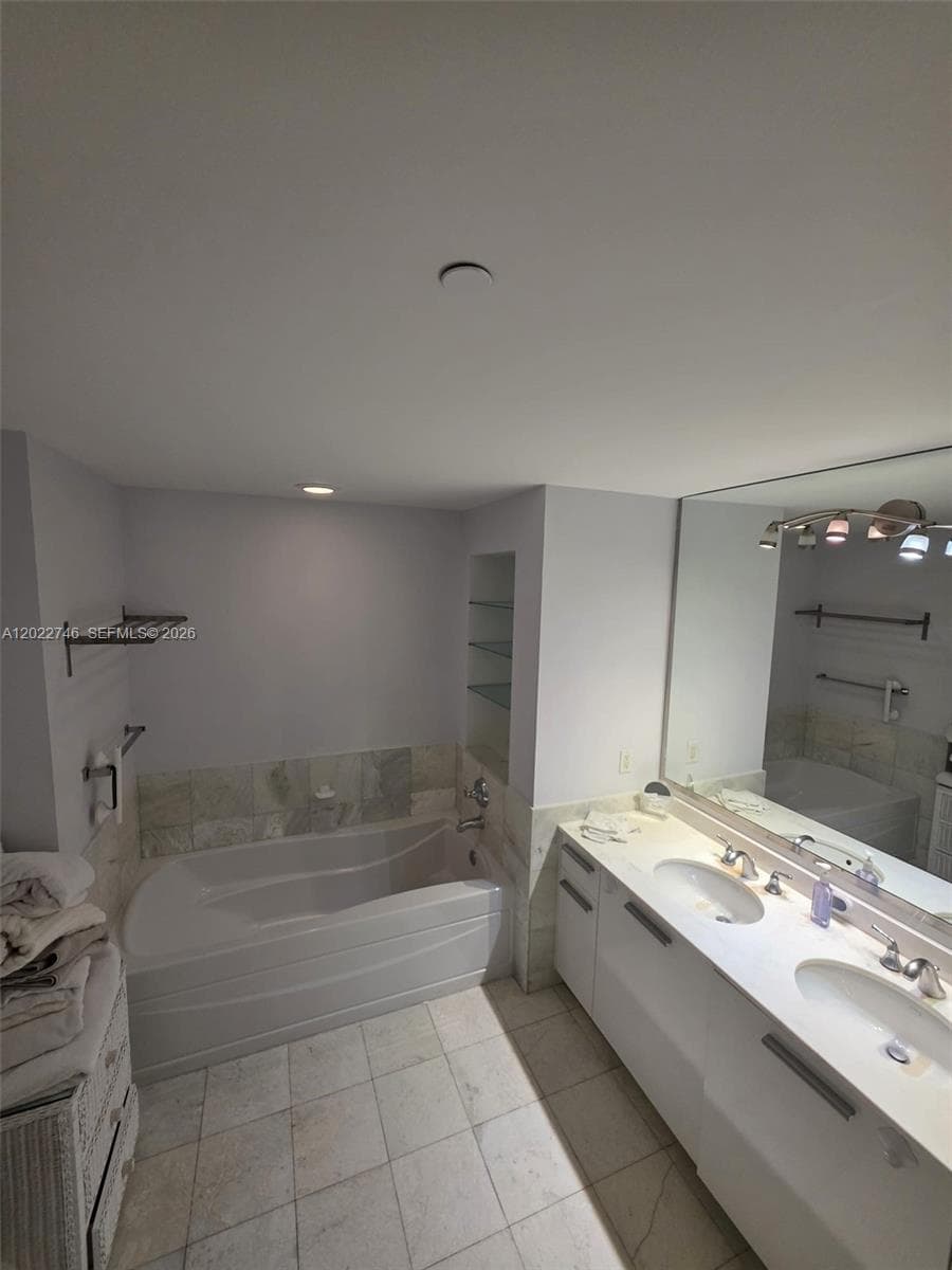 1060 Brickell Ave # 2201, Miami FL 33131 — 25