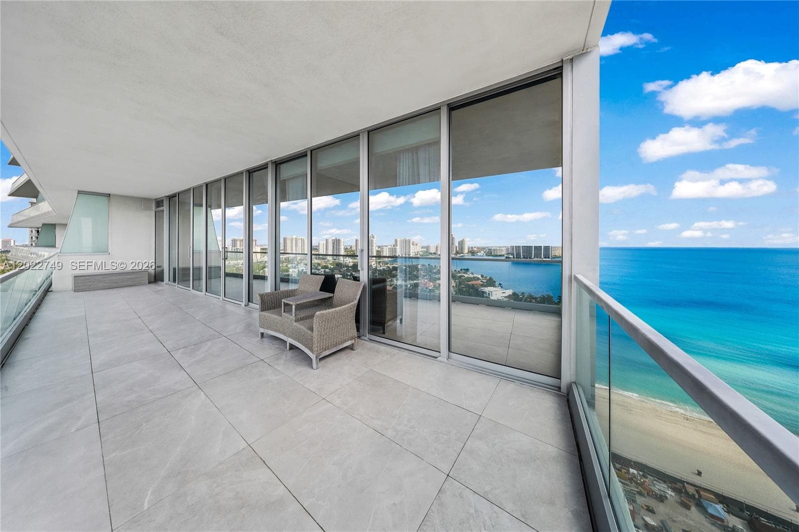 18501 Collins Ave # 1804, Sunny Isles Beach FL 33160 — 16