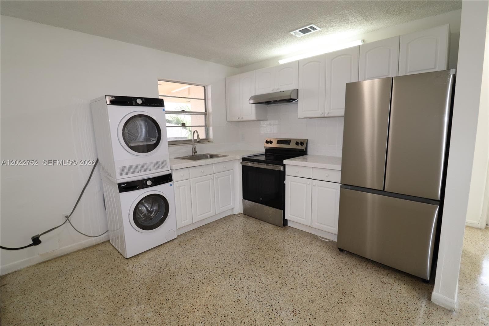 951 SW 7th St # 5, Miami FL 33130 — 17