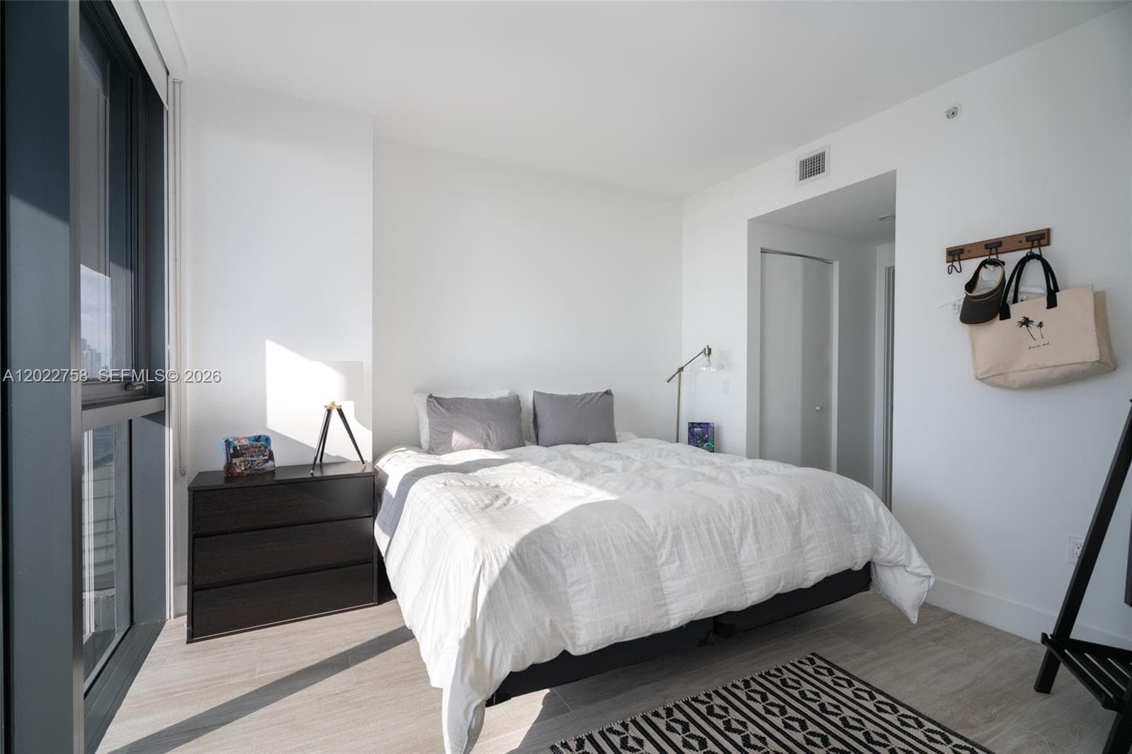 121 NE 34th St # 2505, Miami FL 33137 — 12