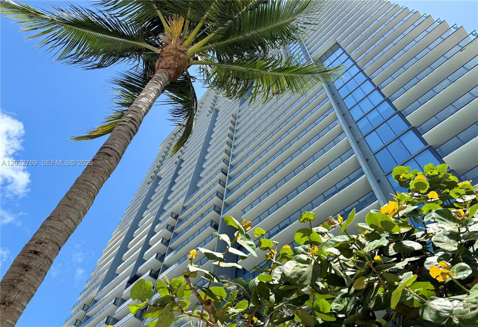 68 SE 6th Street # 810, Miami FL 33131 — 21