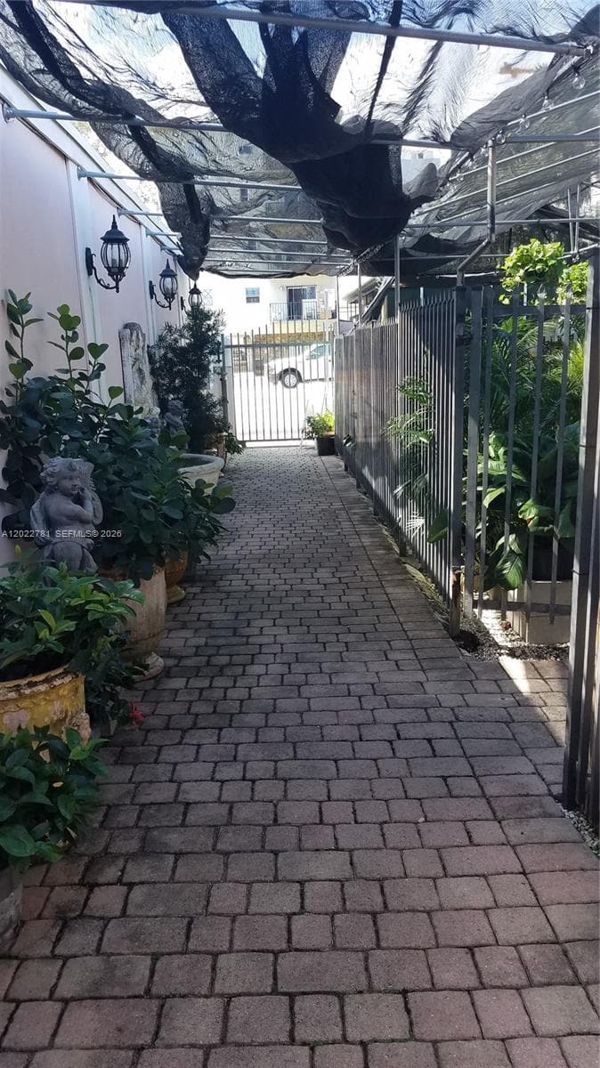 1239 Alton Rd # 2, Miami Beach FL 33139 — 2