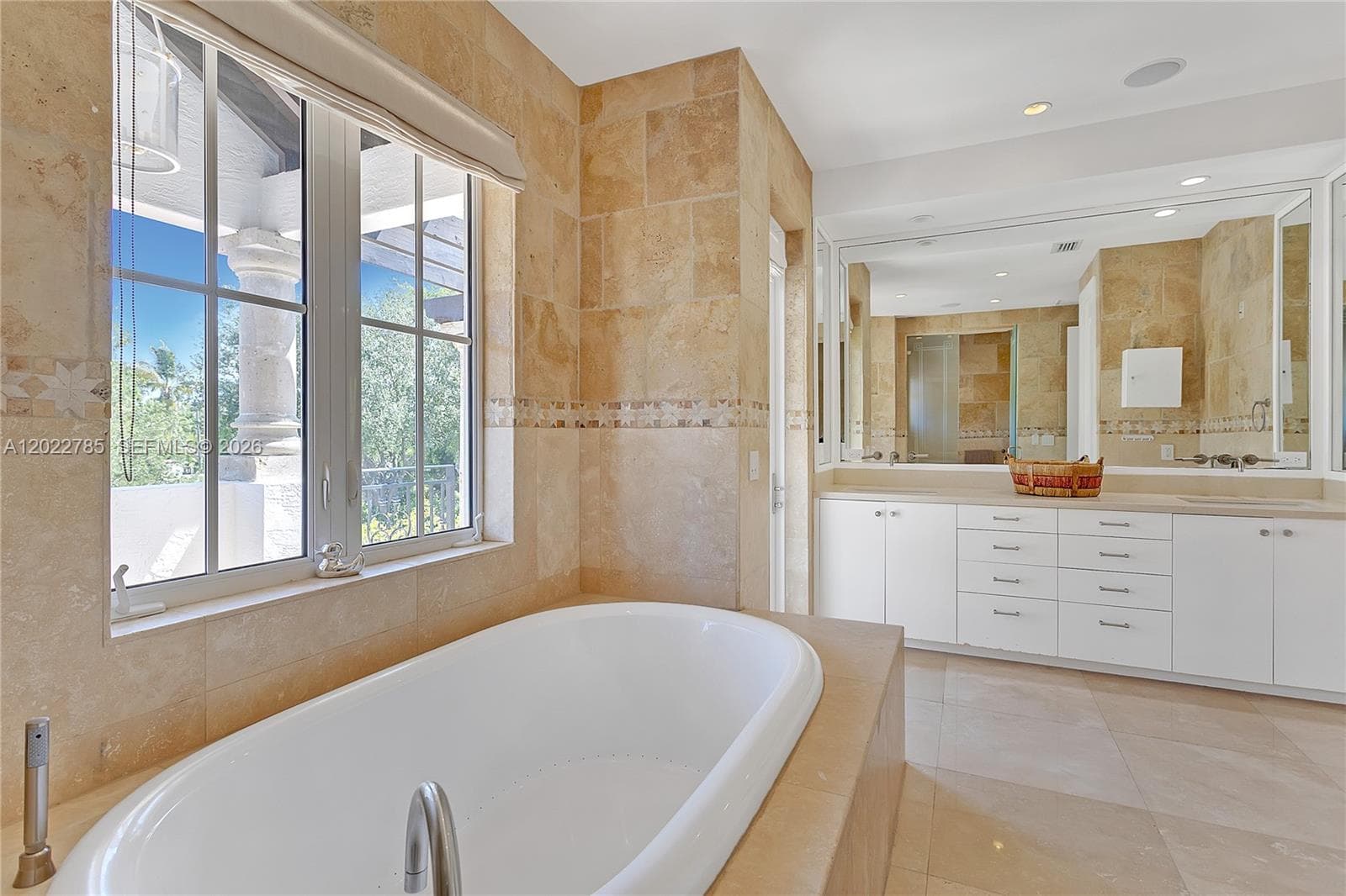 350 Redwood Ln, Key Biscayne FL 33149 — 21