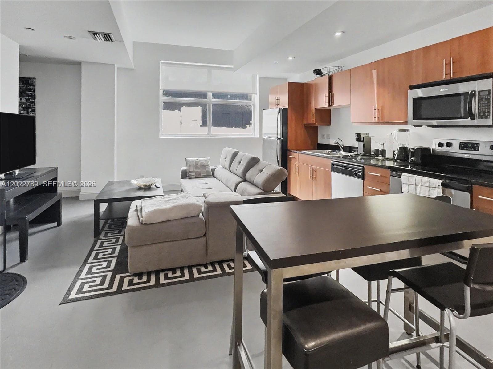 111 E Flagler St # 410, Miami FL 33131 — 1