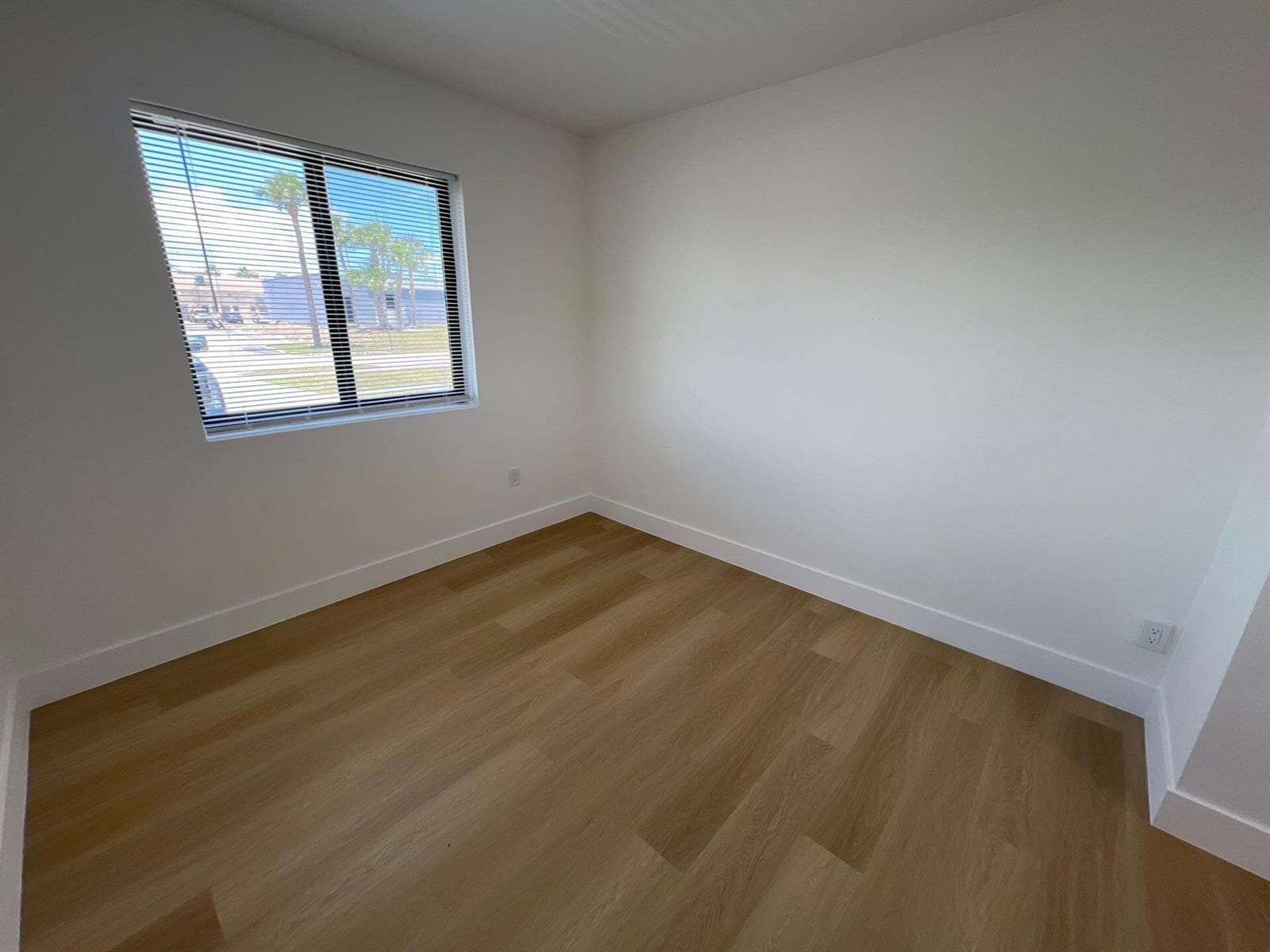 1350 NE 162nd Street # 2, North Miami Beach FL 33162 — 9