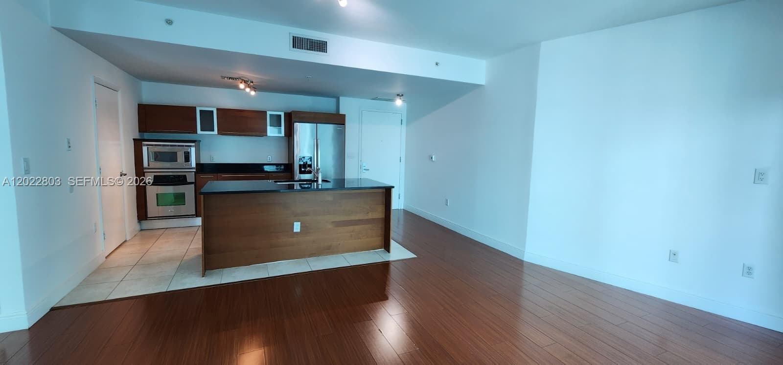 1900 N Bayshore Dr # 3717, Miami FL 33132 — 2
