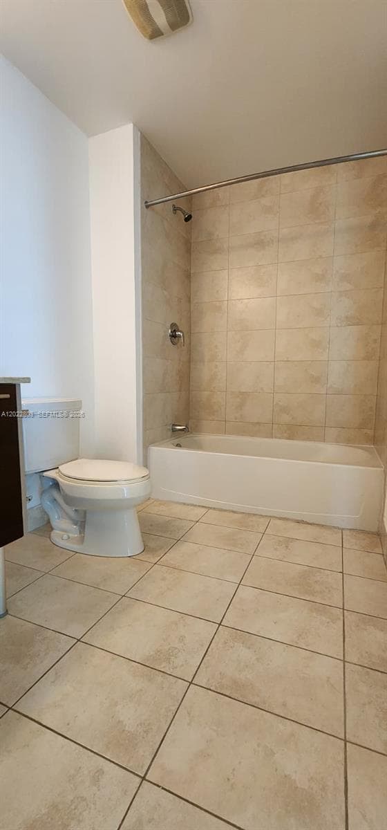 1900 N Bayshore Dr # 3717, Miami FL 33132 — 8