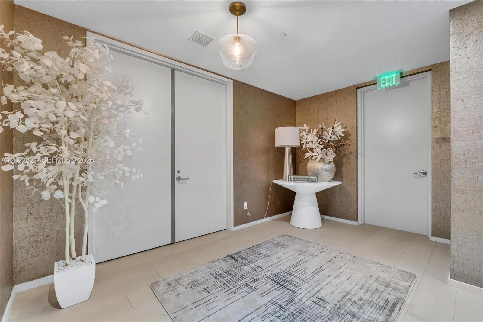 18975 Collins Ave # 2802, Sunny Isles Beach FL 33160 — 2