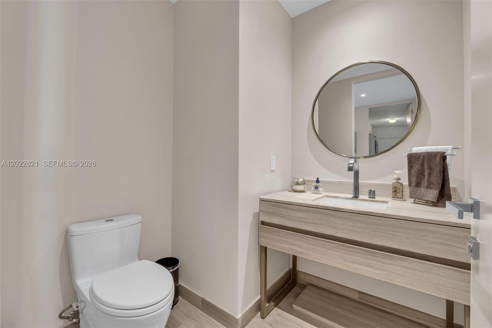 18975 Collins Ave # 2802, Sunny Isles Beach FL 33160 — 39