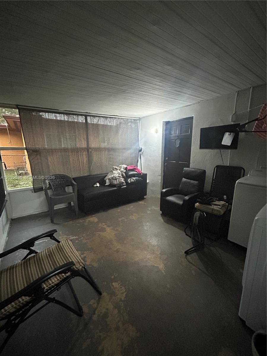 1080 NW 121st St, North Miami FL 33168 — 26