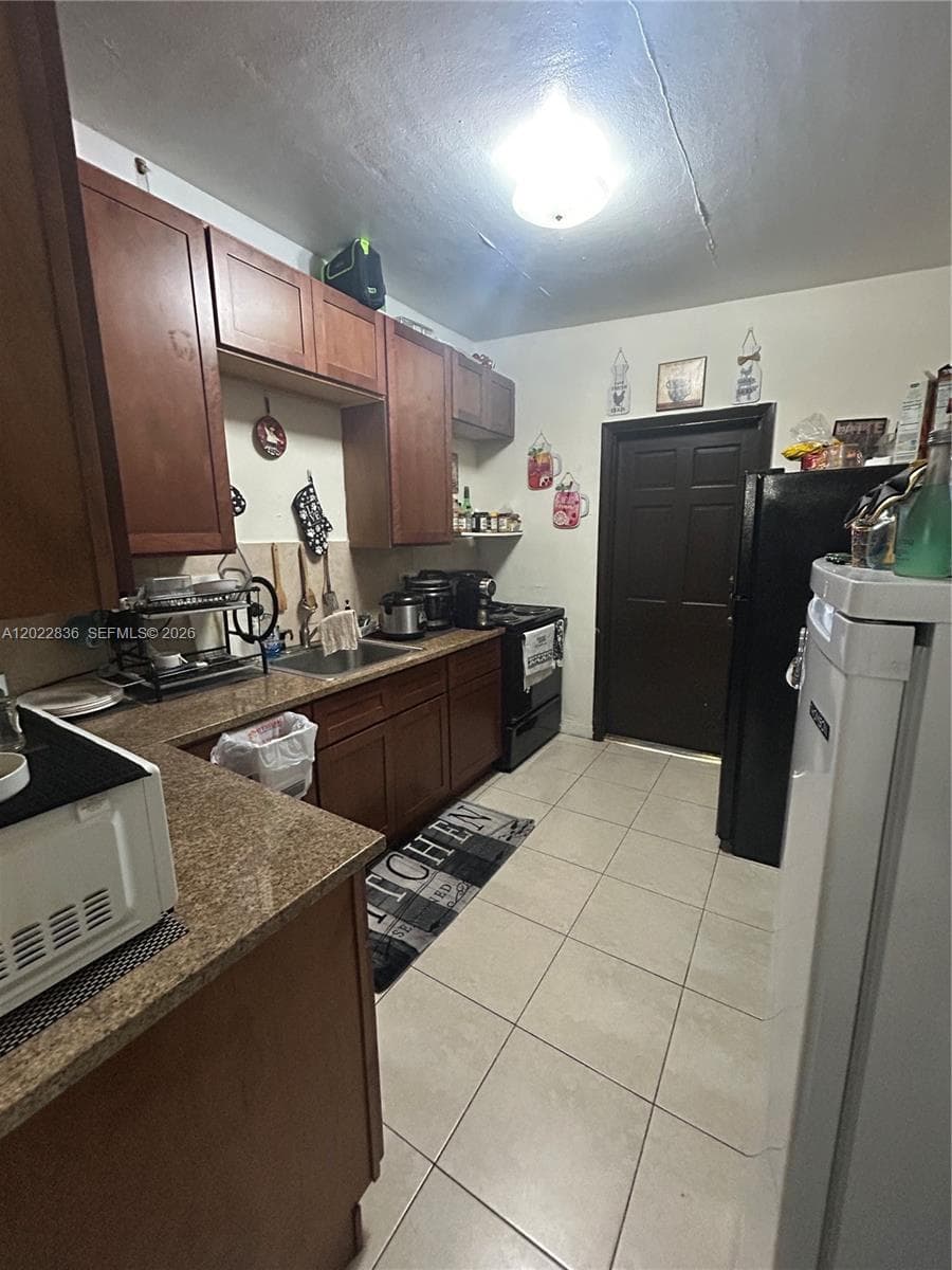 1080 NW 121st St, North Miami FL 33168 — 8