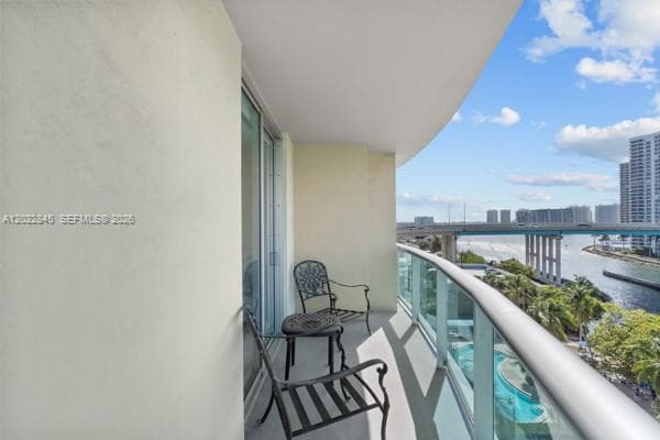 19390 Collins Ave # 817, Sunny Isles Beach FL 33160 — 20
