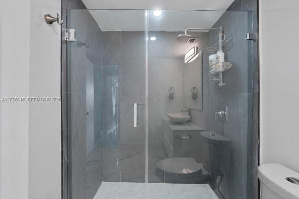 19390 Collins Ave # 817, Sunny Isles Beach FL 33160 — 24