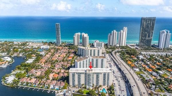 19390 Collins Ave # 817, Sunny Isles Beach FL 33160 — 39