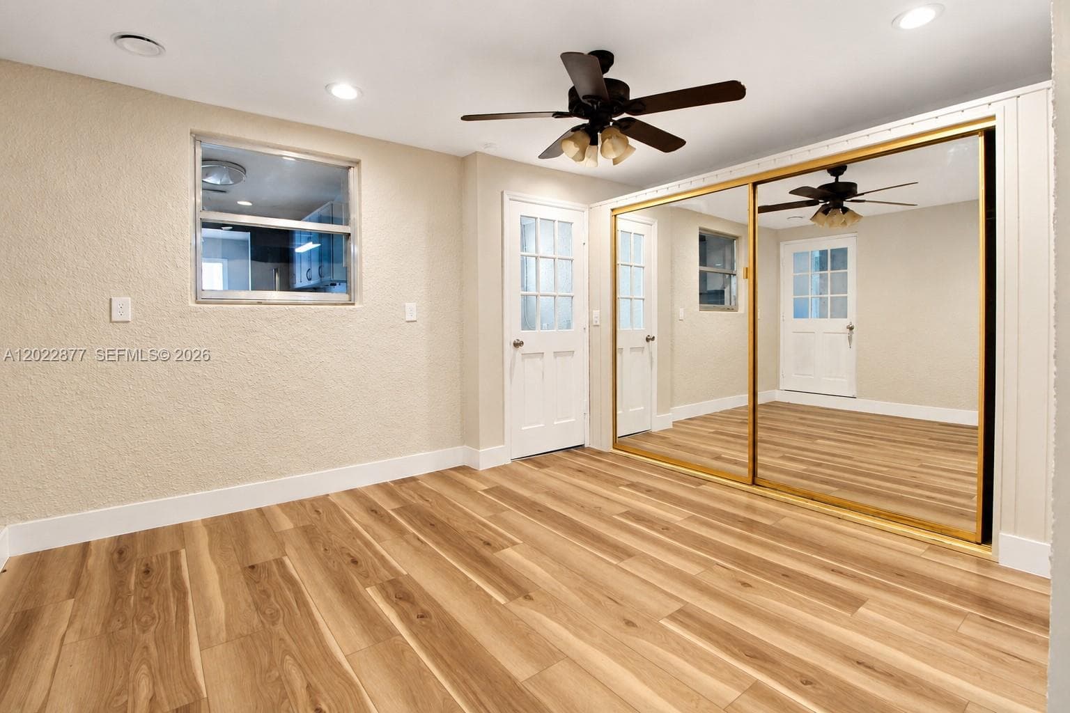 7332 Bay Hill Dr, Hialeah FL 33015 — 17