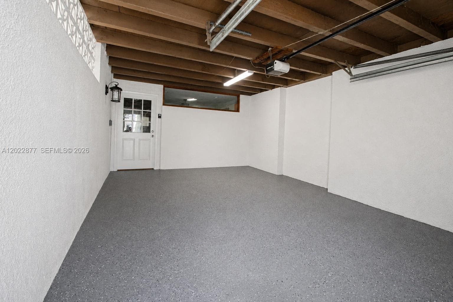 7332 Bay Hill Dr, Hialeah FL 33015 — 18