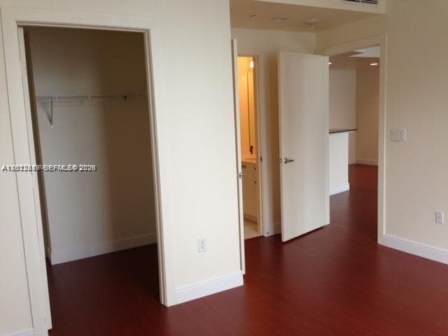 1060 Brickell Ave # 2305, Miami FL 33131 — 2