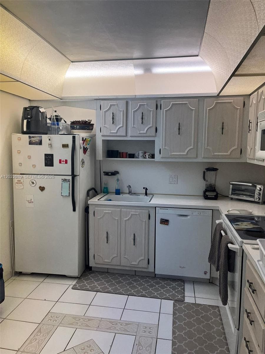 2851 NE 183rd St # 405E, Aventura FL 33160 — 9