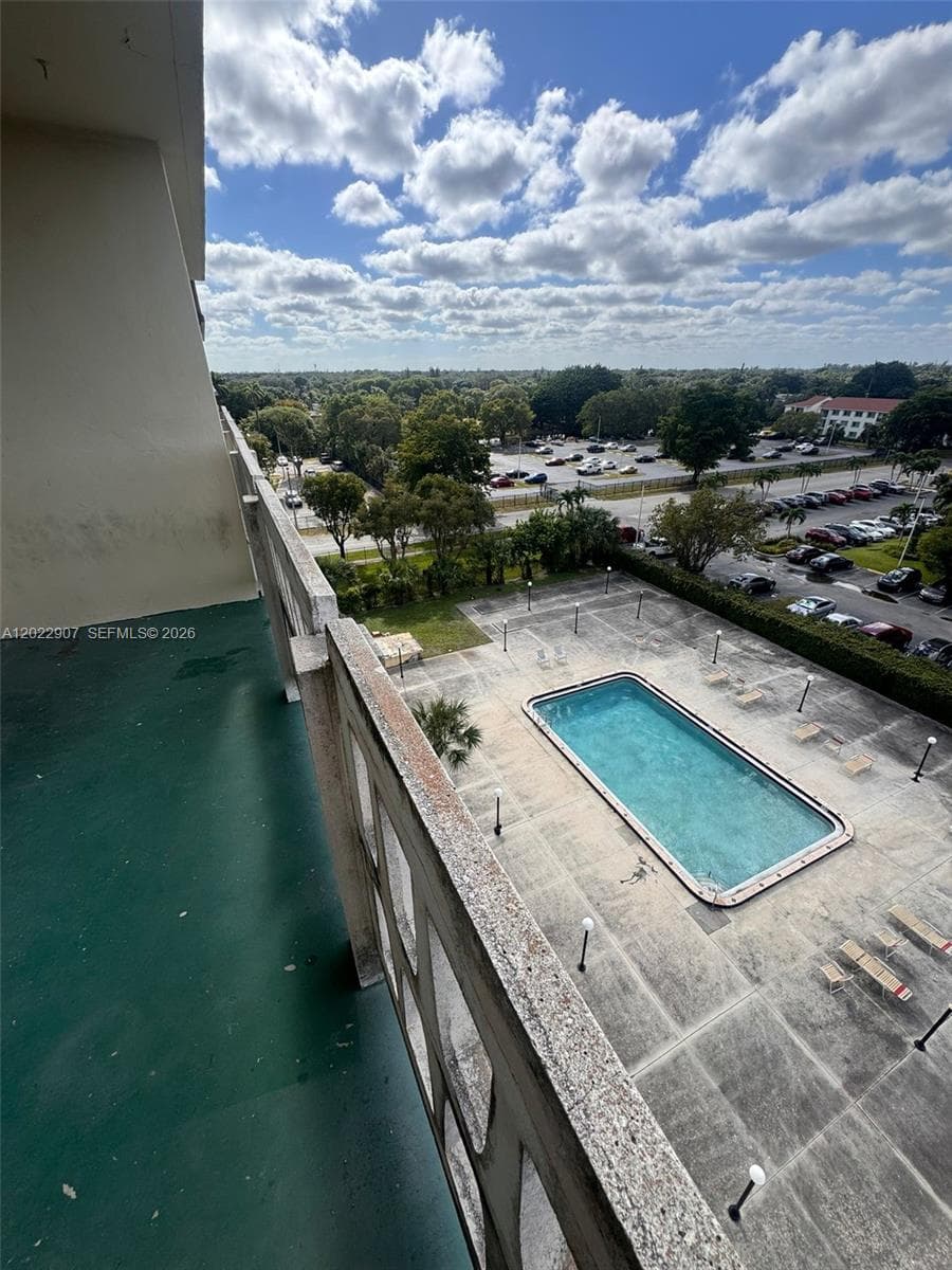 15600 NW 7th Ave # 507, Miami FL 33169 — 16