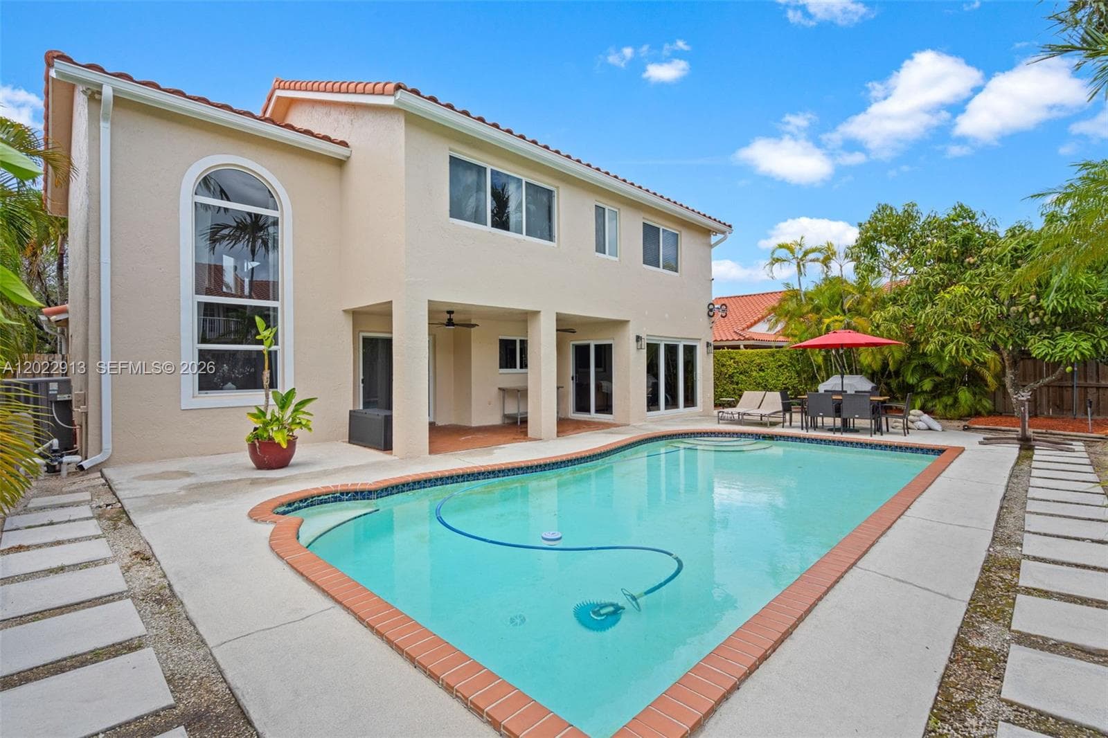 15596 SW 110th Ter, Miami FL 33196 — 35