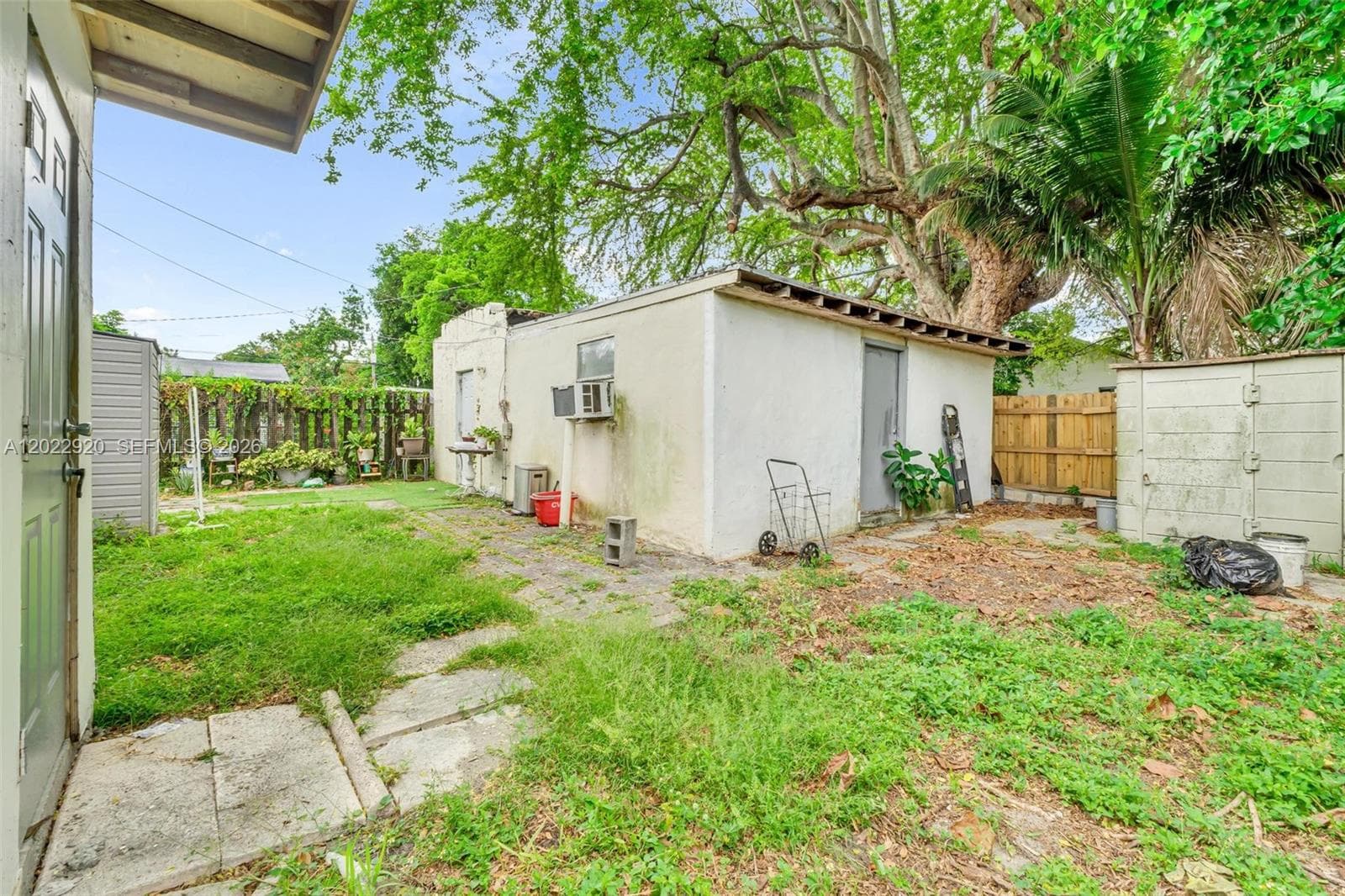 1122 NW 38th St, Miami FL 33127 — 18