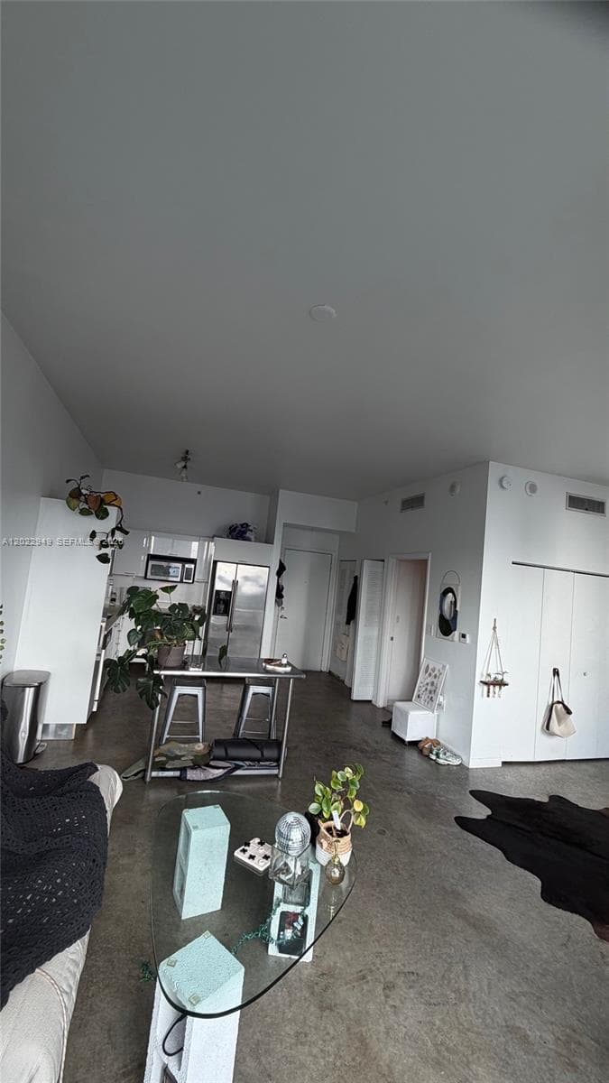 133 NE 2nd Ave # 1715, Miami FL 33132 — 2