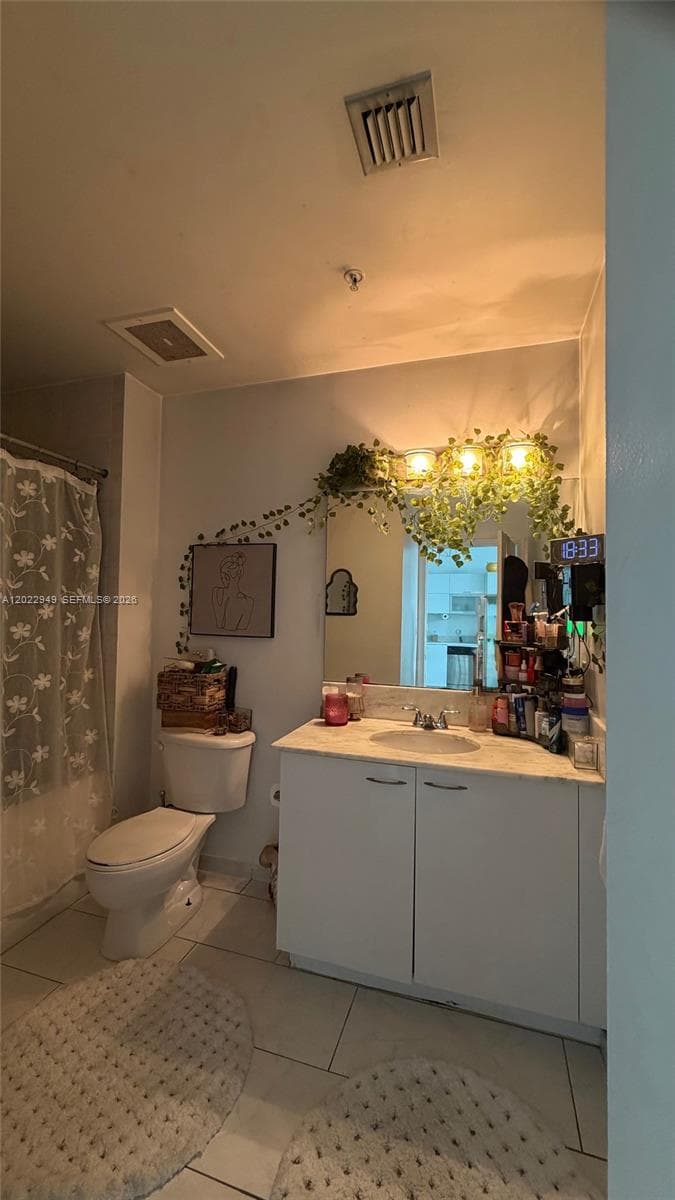 133 NE 2nd Ave # 1715, Miami FL 33132 — 8