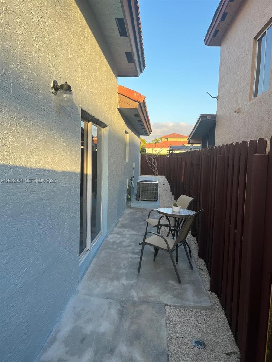 2510 NE 41 st ave # 2510, Homestead FL 33033 — 12