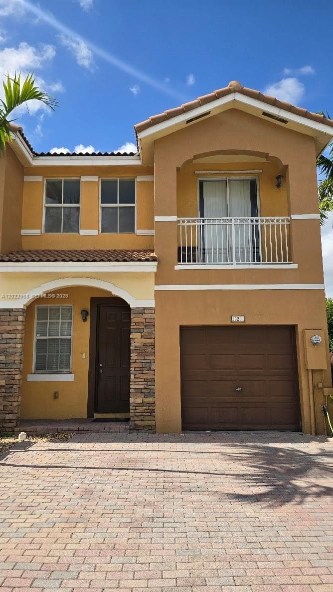 10201 NW 10th St # 10201, Miami FL 33172 — 1