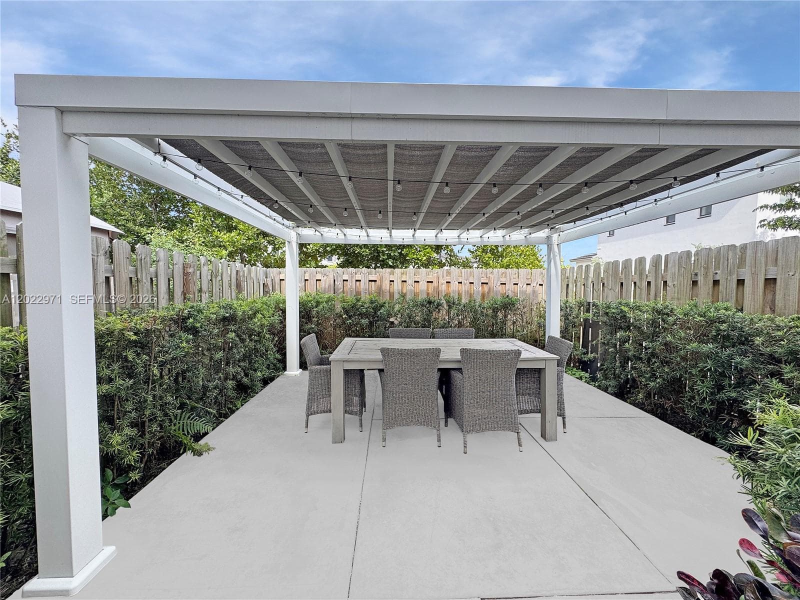 14813 SW 183rd Ter # 14813, Miami FL 33187 — 17