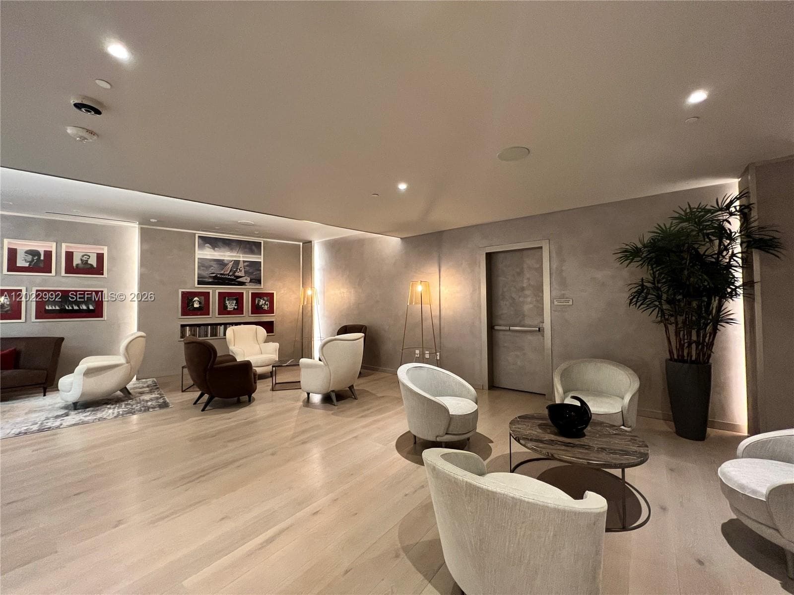 1000 Brickell Plaza # 1903, Miami FL 33131 — 33